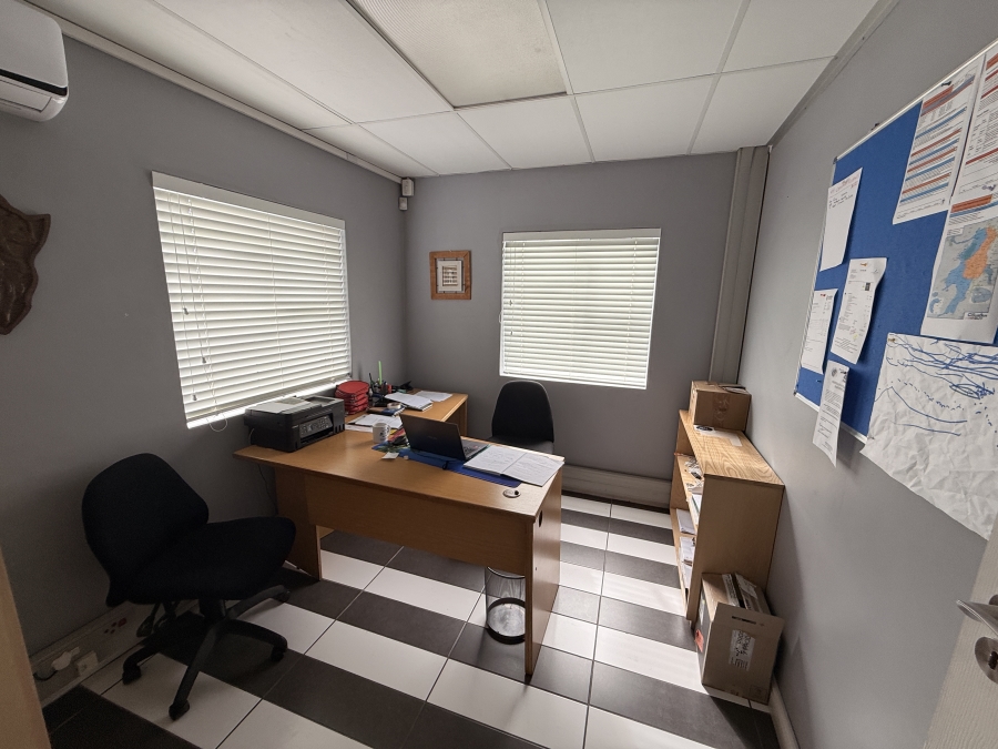 To Let Commercial Property for Rent in Parow Industrial Western Cape